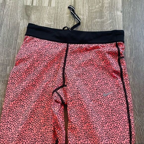 Nike Relay Crop Running Leggings - Picture 3 of 7